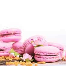Load image into Gallery viewer, Strawberry Macaroon &amp; Vanilla Whip
